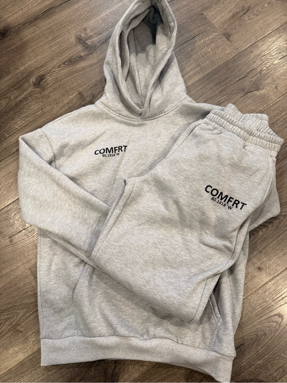 COMFRT Heather Gray Hoodie & Jogger Set L